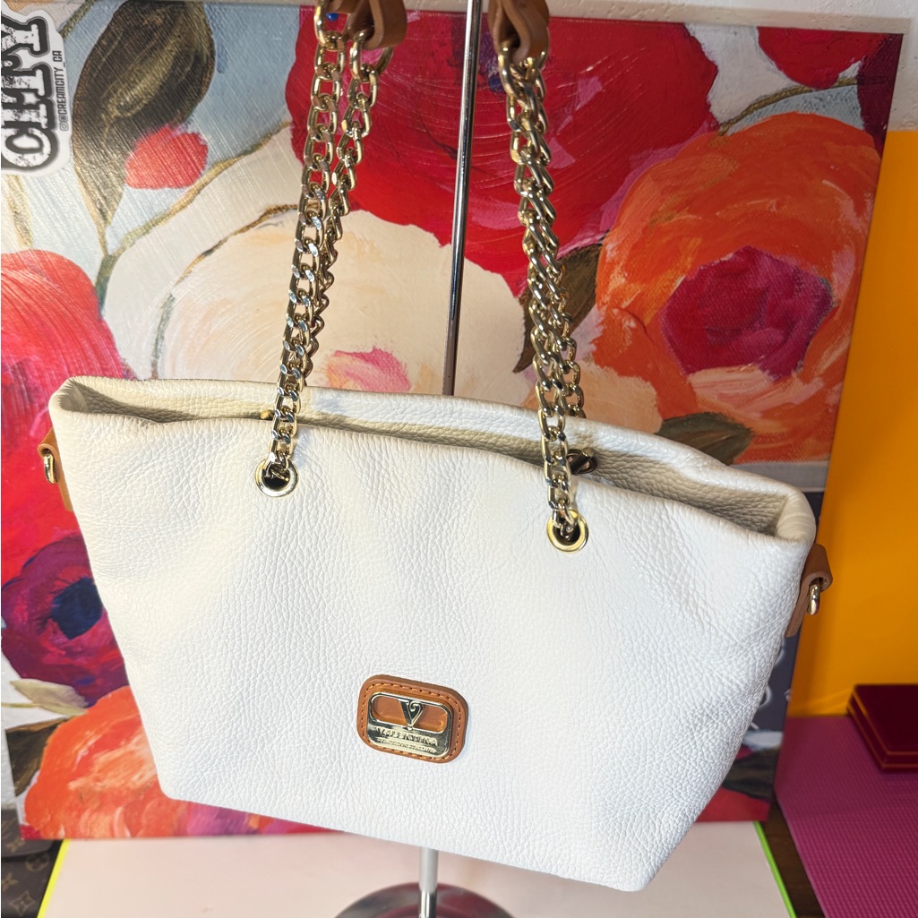 Valentina White Shoulder Bag With Gold Chain Straps